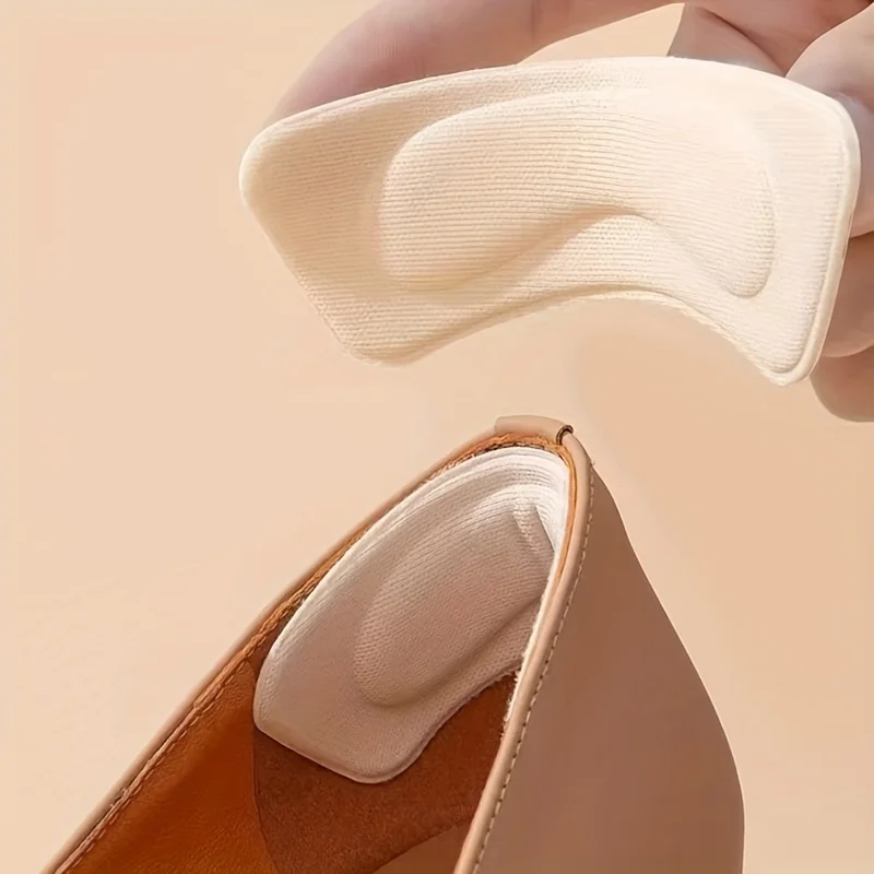 6개입 두꺼운 내마모성 힐 패드 - 미끄러짐, 물집, 발뒤꿈치 통증을 방지하는 편안한 스펀지 인서트, 신발의 편안함을 향상시켜 줍니다.