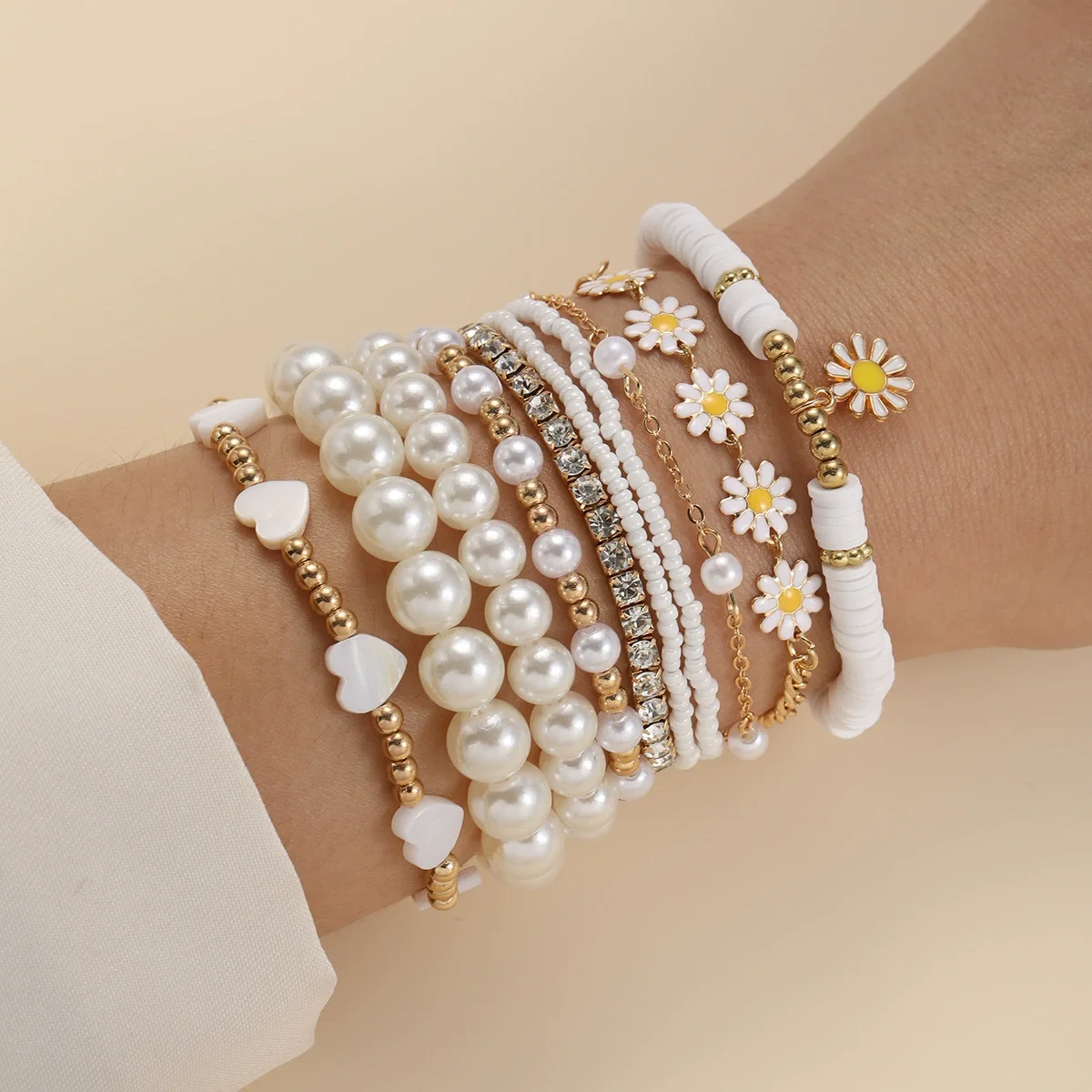 Multi-layer 4pcs Vintage Daisy Flower Pendant Pearl Bracelet