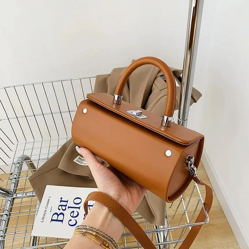 

Crossbody Bags for Women 2023 Trend Famous Brand Vintage Fashion Female Shoulder Tote Bag Luxury Designer Lady Leather Handbag