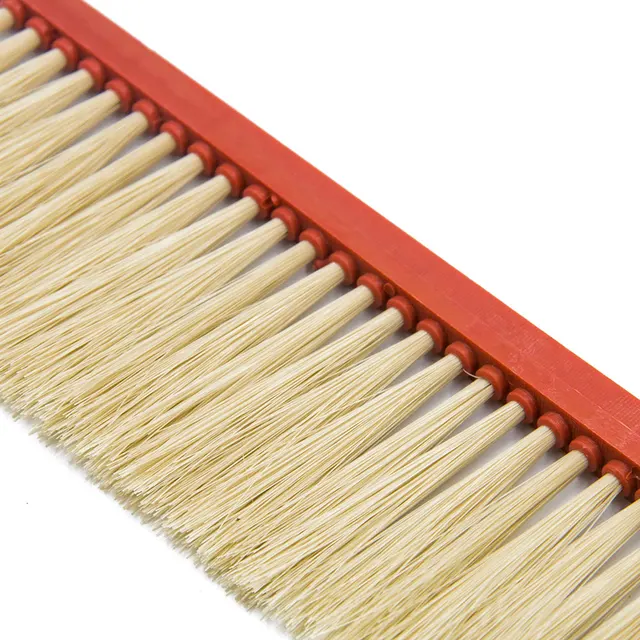 1Pc Piros Műanyag Méhes Seprőkefe Hosszú Fogantyúval, Egy Ló Méhek Kefék Szerszámok Puha Hajkészletek Söpörnek A Méhészethez - Image 3