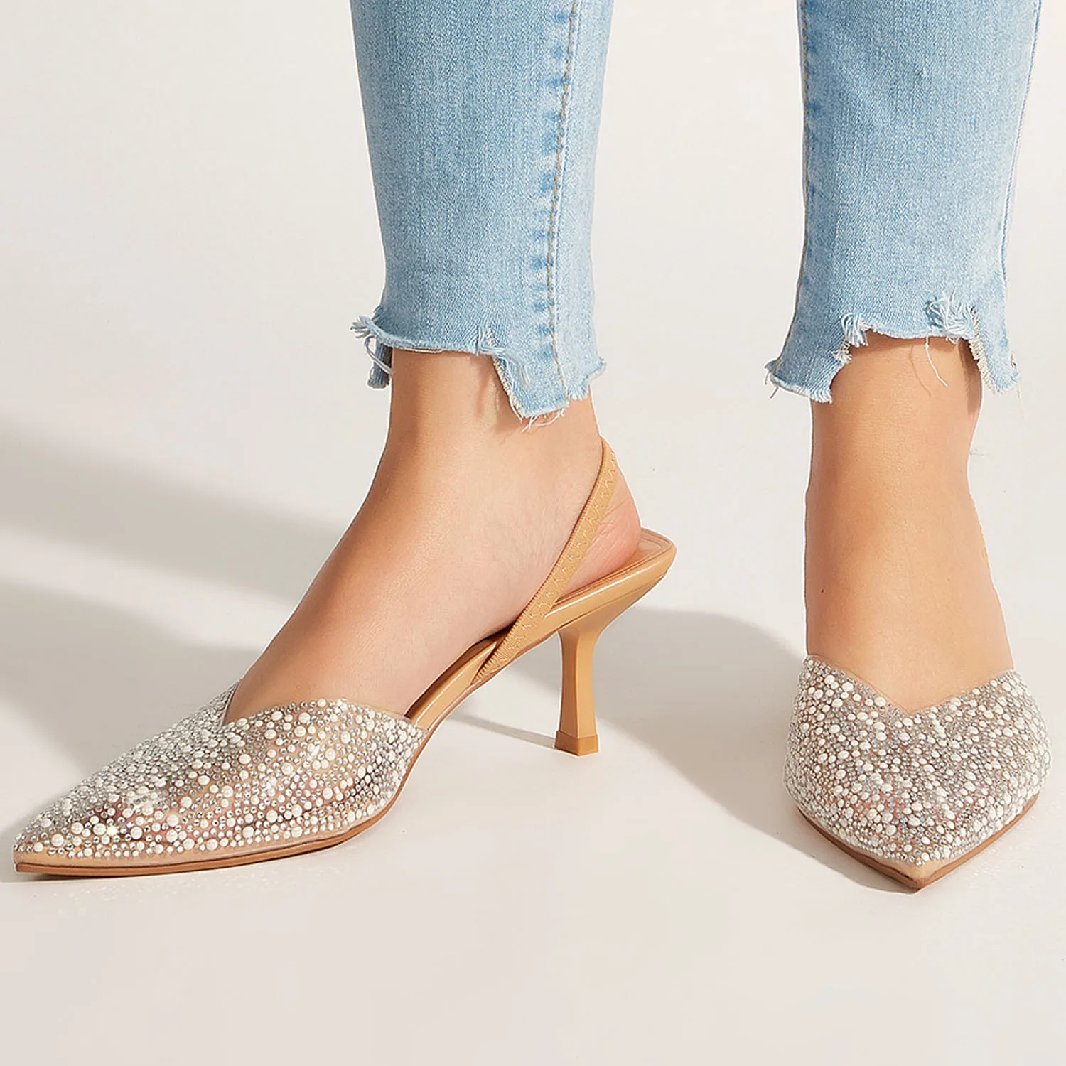 صنادل نسائية براقة بكعب شفاف من اللؤلؤ الصناعي ديك...