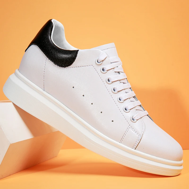 

Inside-heightening couple shoes Fashion casual sports shoes