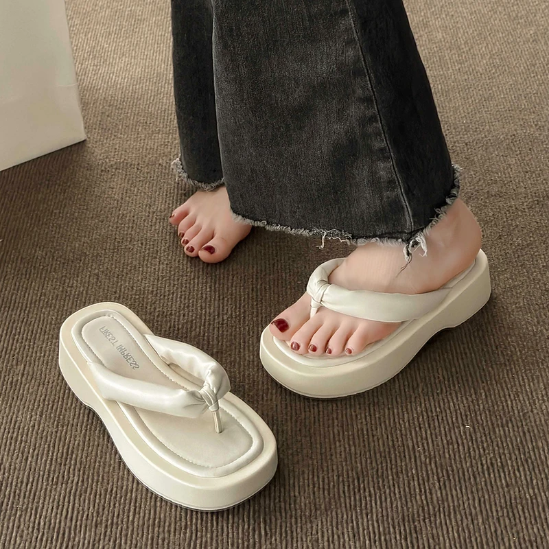 2023 Summer Fashion Designer Flip Flops Women Thick Bottom Clip Toe Wedge  Sandals Woman Platform Non