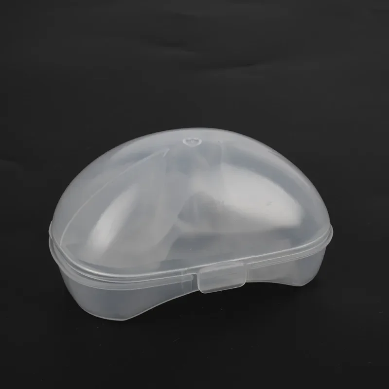 Nipple Shields 2Pcs Silicone Nipple Protectors Feeding Mothers Nipple Shields Protection Cover Breastfeeding Clear Carrying Case