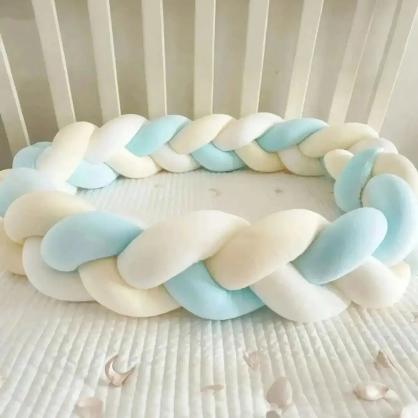Pare-chocs pour lit de bébé 1M-4M, ensemble de literie pour nouveau-né, protection de lit, oreiller tressé avec nœud, coussin, clôture Anti-collision