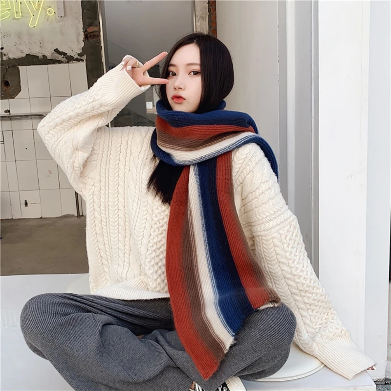 Рисунок 4 - Женский зимний вязаный утепленный длинный шарф