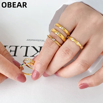 Anelli Impilabili Impermeabili in Acciaio Inossidabile Placcato Oro 18K con Zirconia Cubica Arcobaleno Trasparente, Gioielli Minimalisti da Donna