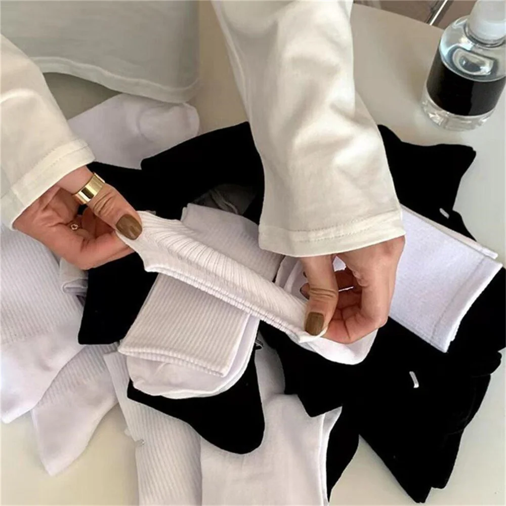 10/20 Pairs New Top Quality Black White Cotton Socks Sweat-absorbing Mid Tube Sports Socks Breathable Women Male Middle Socks 7 S955ab37cc3884373bf729be8888efe23D