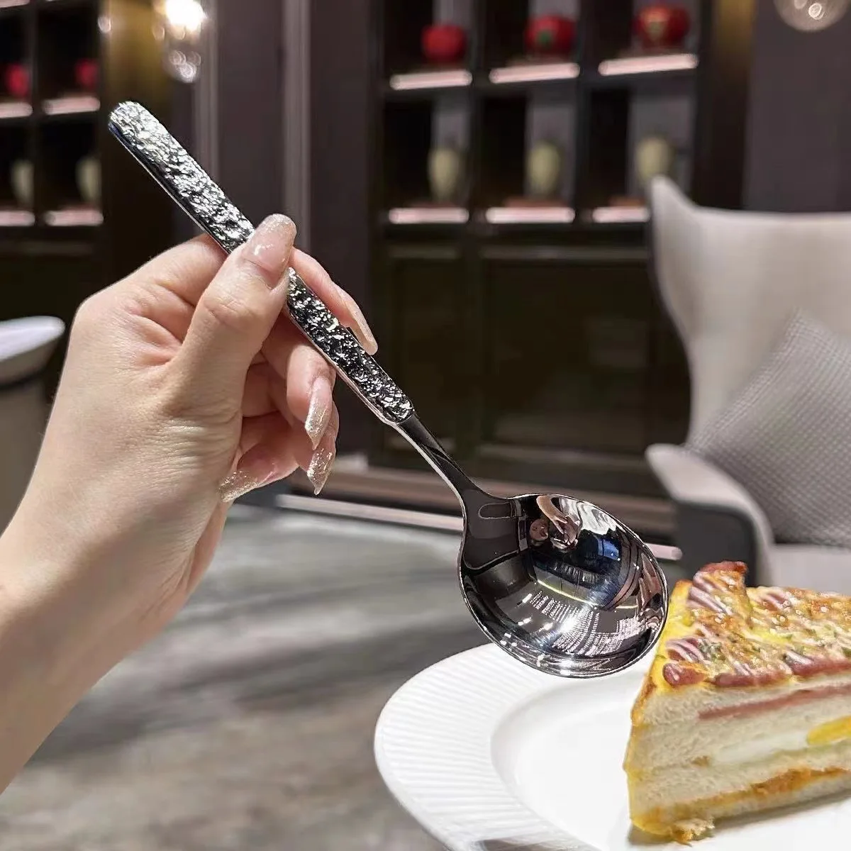 ملعقة منقوشة بمطرقة من الفولاذ المقاوم للصدأ على شكل نهر جليدي، مجموعة شوكة طعام منزلية بمقبض طويل، أطقم عشاء faqueiro