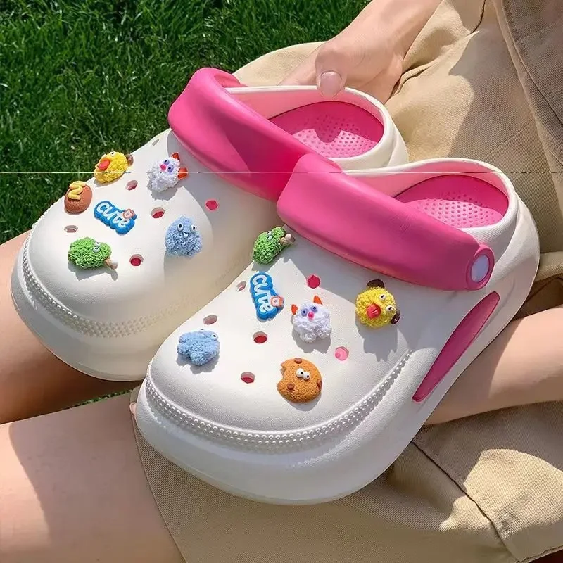 Rose Red (Little Monster)