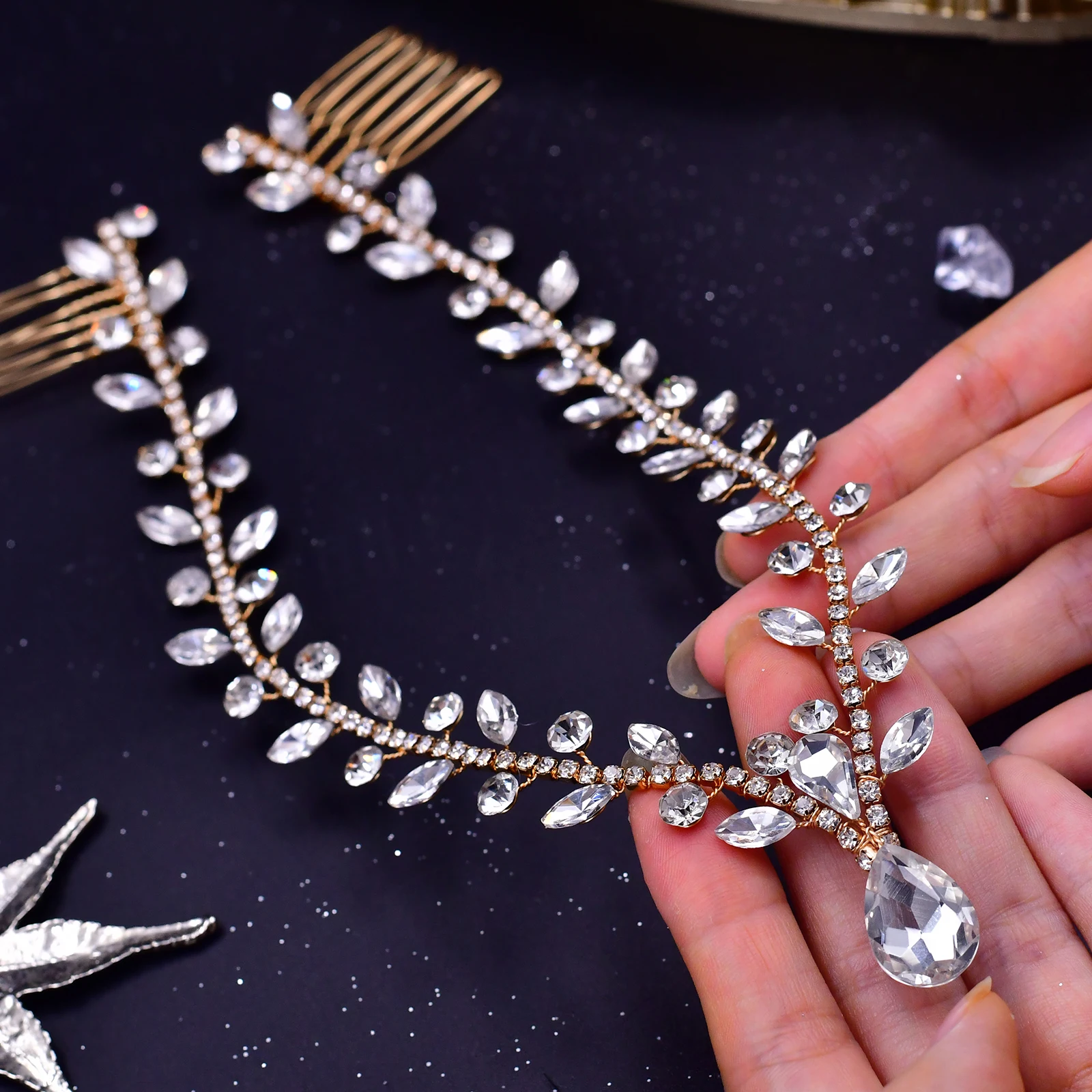 Corona Sposa Con Fiori E Strass - Copricapo Elegante Per Matrimonio, Feste E Damigelle - Foto 3