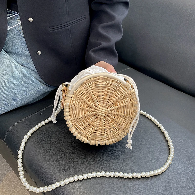 Rattan Purse-Round Rattan Purse with Handmade Flowers – THE BEAUTY PART