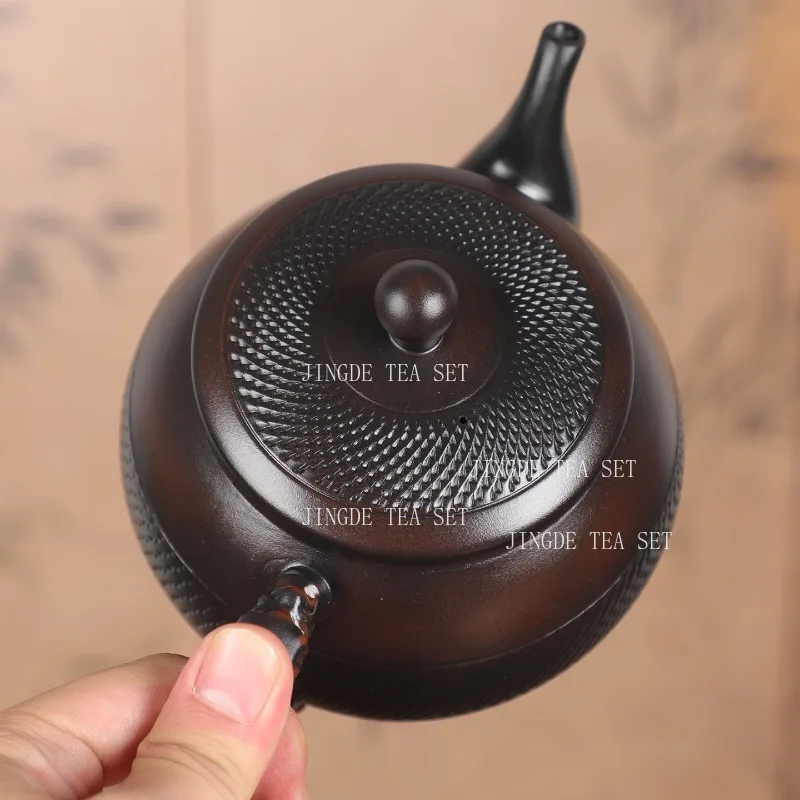 Yunnan Purple Pottery Handmade Teapot Chinese Style Household Large Capacity Jumping Knife Pot Master Specific Kung Fu Tea Set