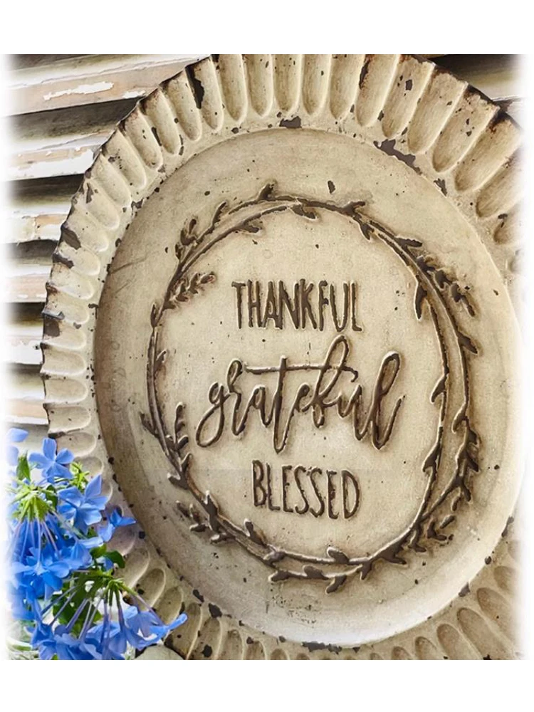 Thankful Rustic Vintage Round Metal Iron Wall Plaque Decorative Word Plate