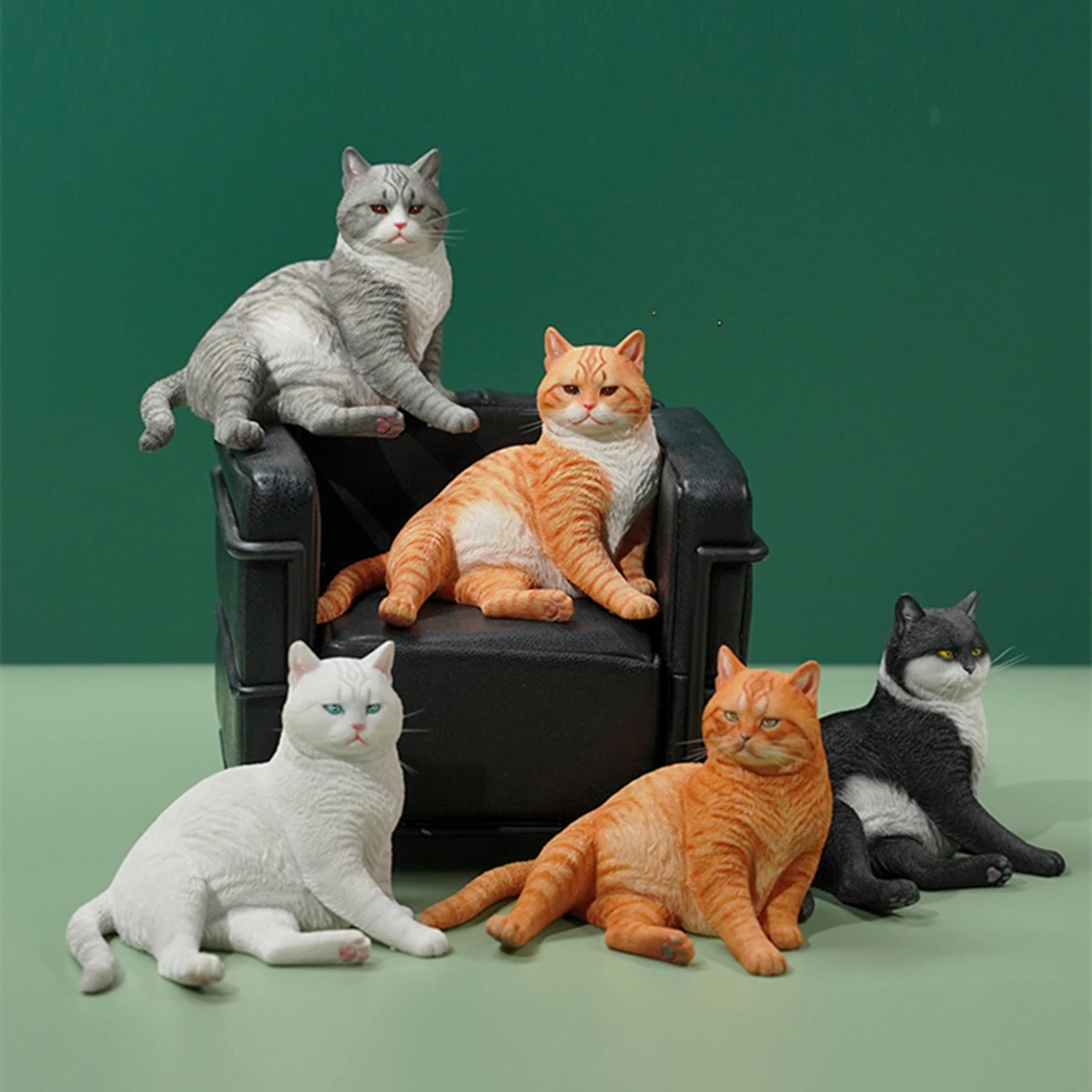 

JXK 1/6 Noble Inexorability Cat In The Palace Model Cute Pet Animal Figure Toys Desktop Decor Ornaments Adult Child Xmas Gift
