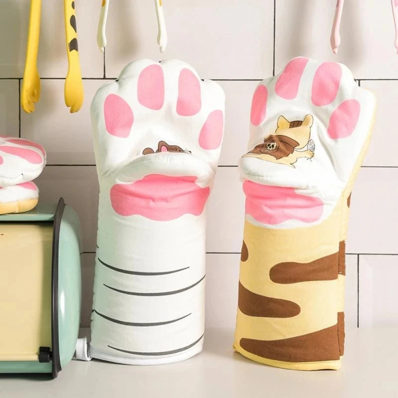 

2Pcs Non-slip Kitchen Gloves Cartoon 3D Cat Paws Oven Mitts Cotton Baking Insulation Gloves For Oven Microwave Kitchen Utensils