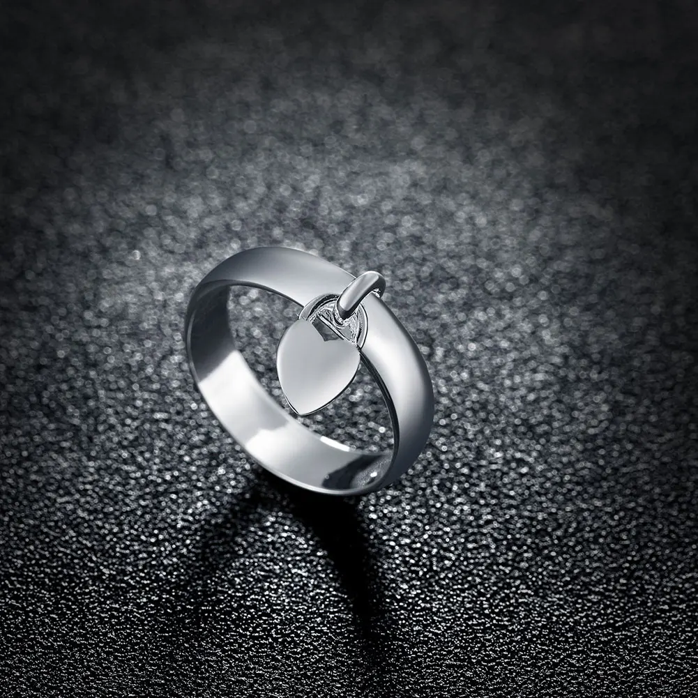 Рисунок 2 - Женское кольцо из серебра 925 пробы