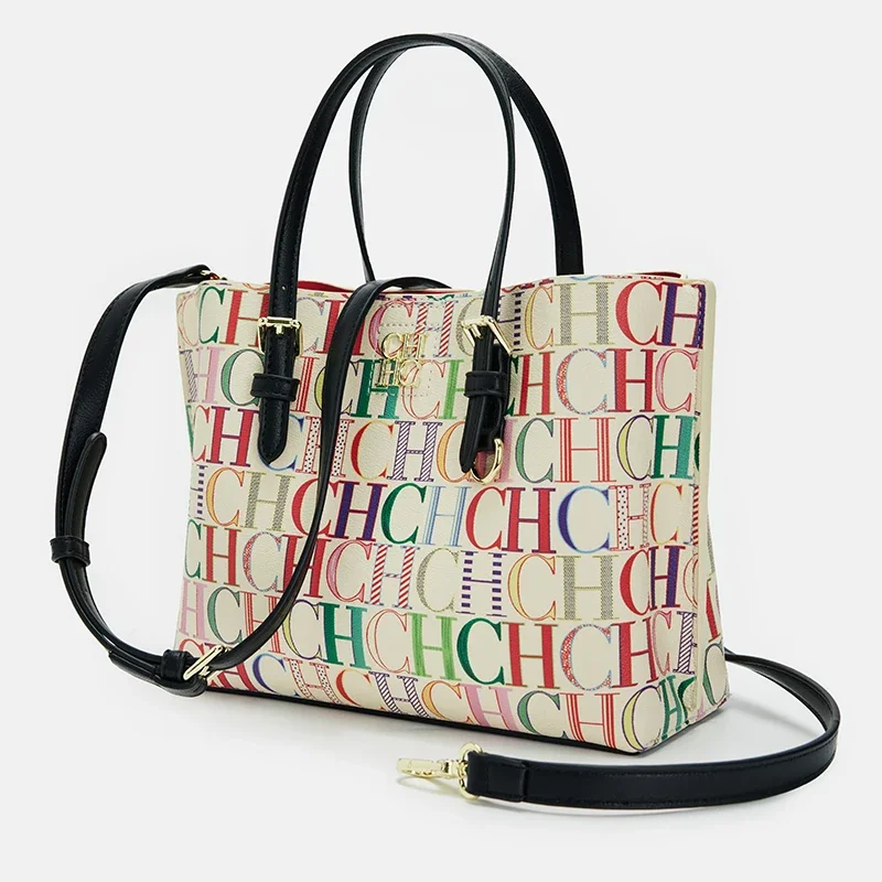 تصميم أحرف CH للسيدات، مع التركيز على الموديلات ال...