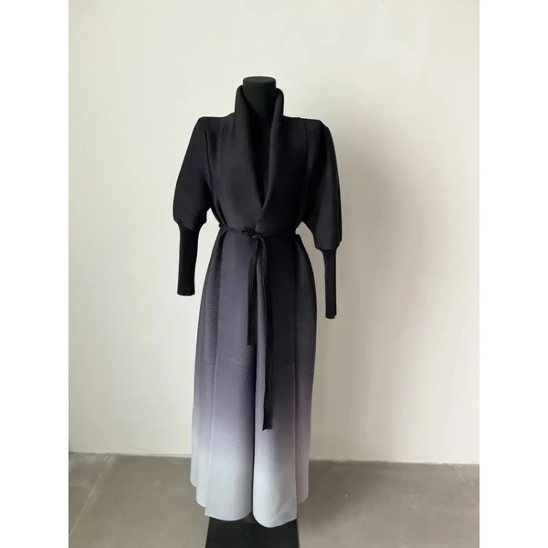 YUDX Miyake Pleated Women's Splicing Gradient Lantern Sleeves Long Windbreaker Coat Fashion Flip Neck Robe 2024 Spring New