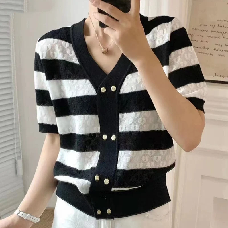 

Korean Fashion Clothes 2023 Summer Thin T Shirt Women Short Sleeve Tshirts Female Knitted Cardigan Tops O Neck Tee Shirt Femme