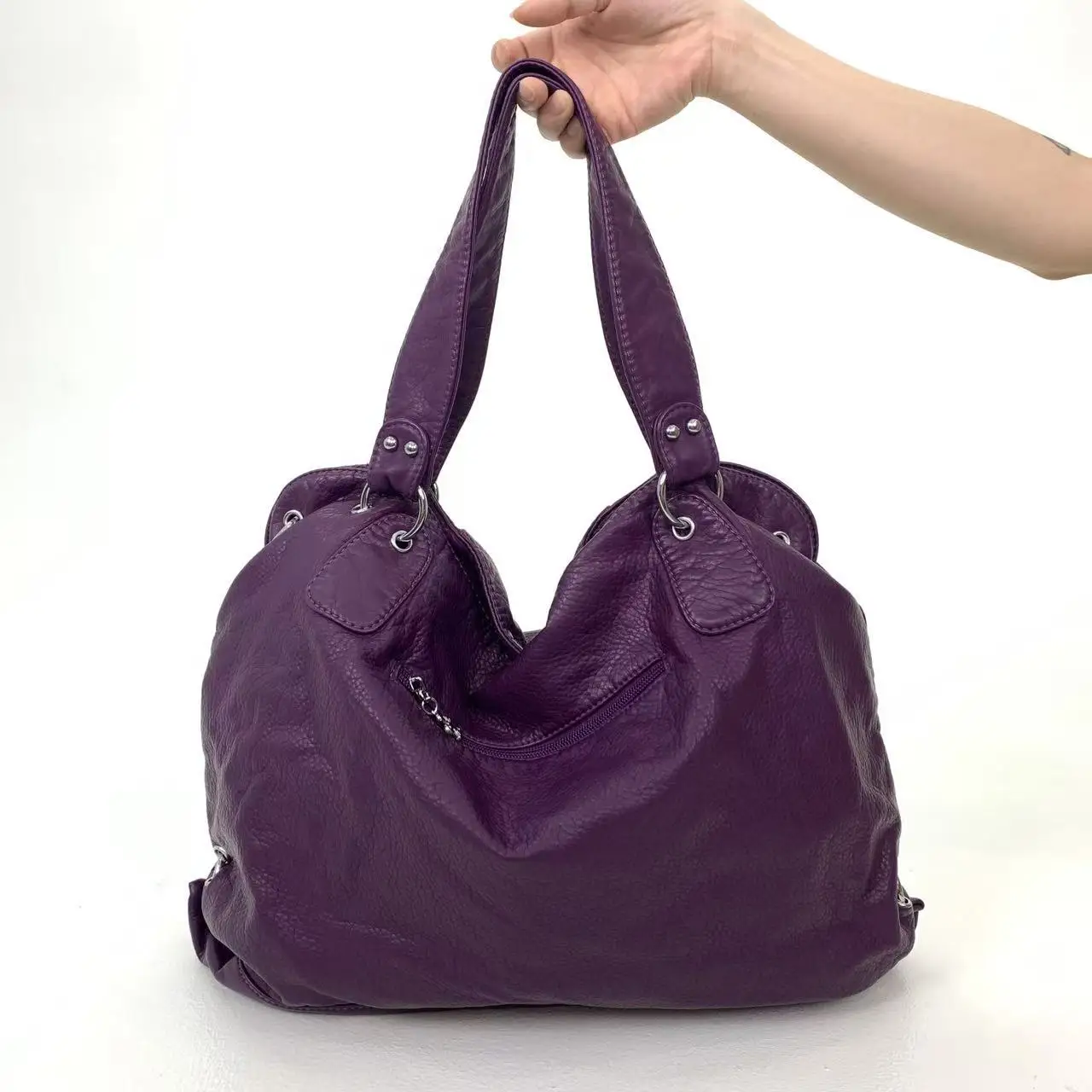 Y2K Fashion Street Personalisierte Damen-Einkaufstasche, große Kapazität, Retro-Umhängetasche aus reinem veganem Leder im Used-Look – Detail 29