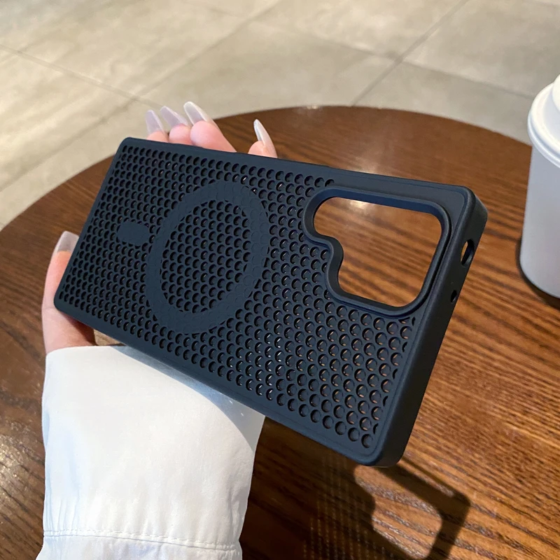 Magnetic Honeycomb Heat Dissipation Breathable Cooling Phone Case
