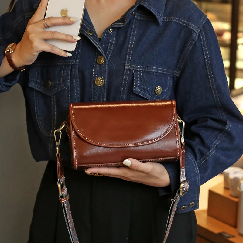 

2023 Versatile Commuter Cowhide Handbag Simple Girls' Head Layer Plant Tanned Genuine Leather Women's Bag Crossbody Bag Advanced
