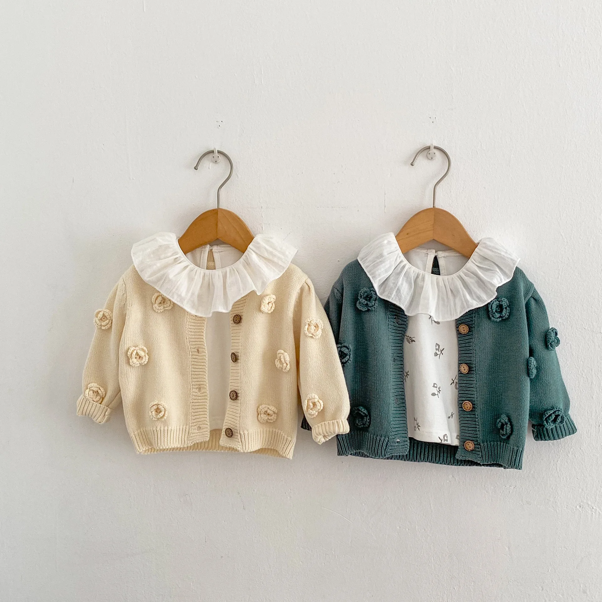 Baby Girls Sweater 0-3T Flower Baby Girl Sweater Cardigan Elegant Newborn Kid Knitted Baby Clothes Winter Knit Coat Floral Jacket Knitwear