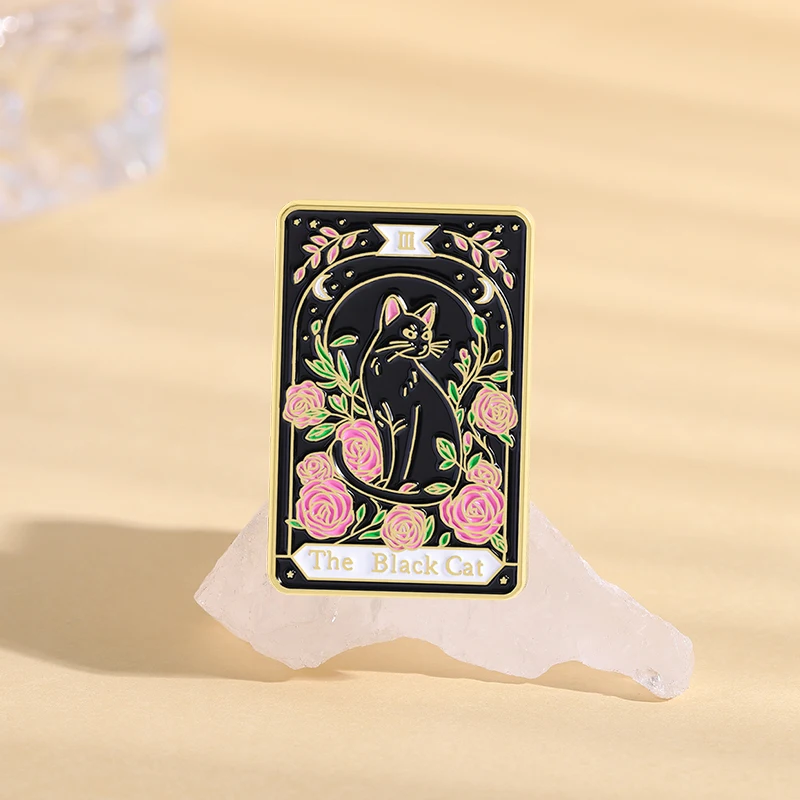Die schwarze Katze Emaille Pins Tarot Karte Abzeichen Floral Revers Broschen Punk Gothic Tier Schmuck Zubehör Geschenk für Freunde