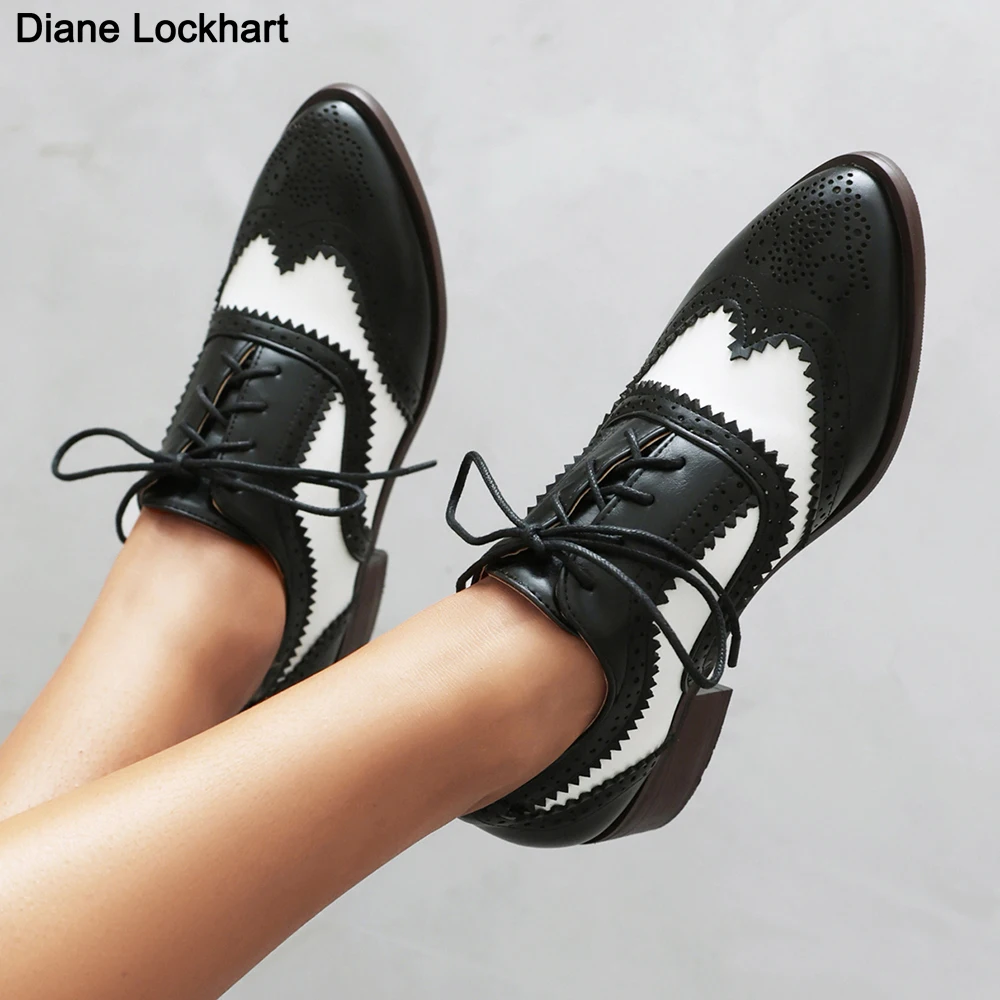 Women Oxford Shoes Spring Autumn Women's Oxfords Flats Brogue Shoes British Derby Flats Comfortable Office Lace-up Black White Loafers Shoes Woman