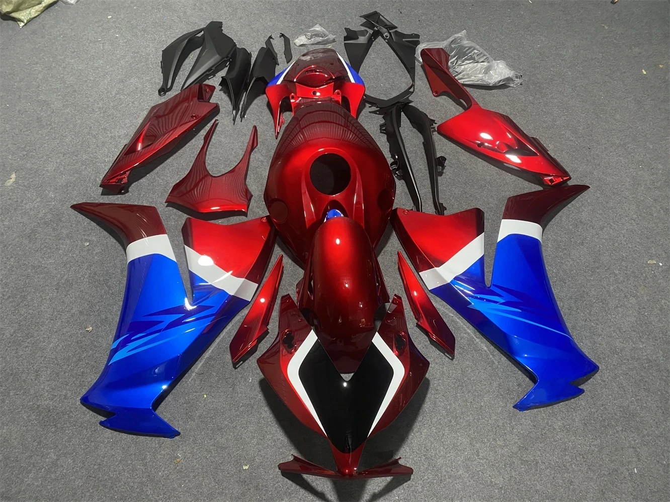 

Комплект обтекателей из АБС-пластика, 4 подарка, подходит для кузова CBR1000RR 2012 2013 2014 2015 2016 12 13 14 15 16, синий, красный