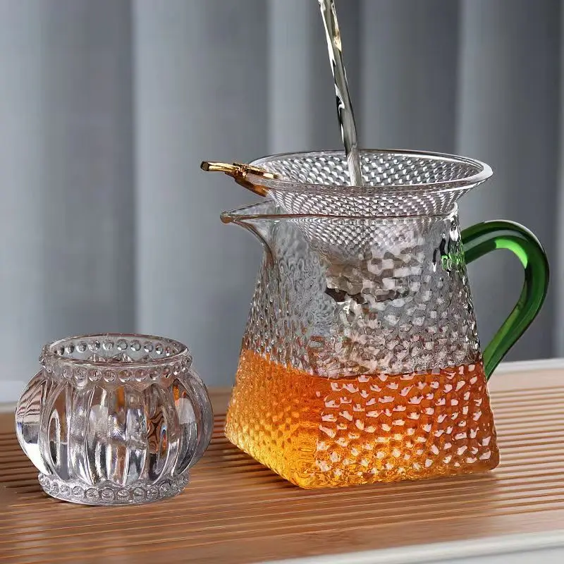 Hammered Pattern Glass Pitcher And Glass Cups, High Borosilicate