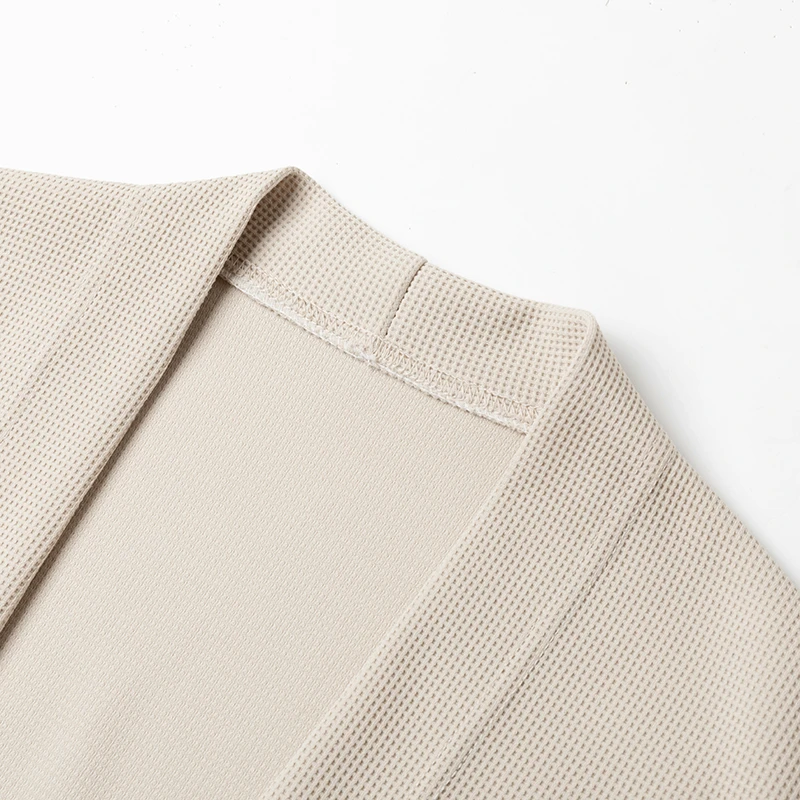 Neue Herren-Business-Casual-Langarm-Umhangjacke in einfarbiger Farbe, gestrickt, bequem und modisch, vielseitiges Oberteil für die ganze Saison – Detail 17