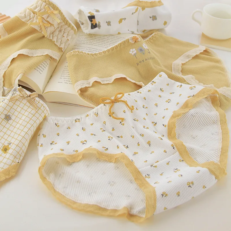 

Cute Yellow Ruffles Panties Bow Soft Cotton Girl Underwear Broken Flower Lattice Women's Panties Student Girl Briefs