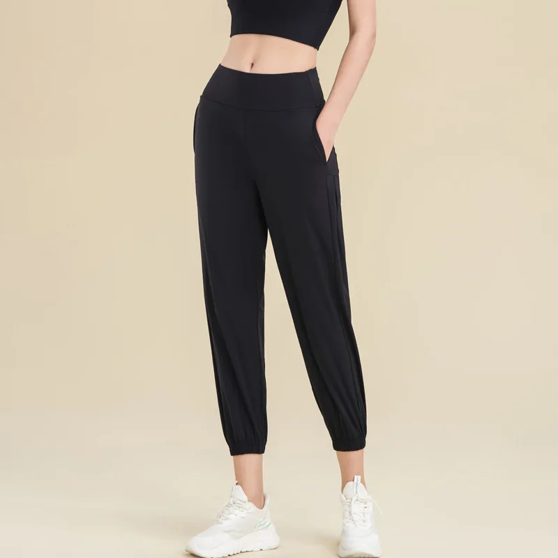 Рисунок 5 - Модные свободные штаны для йоги