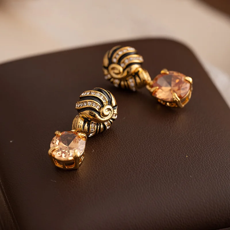 Light luxury medieval vintage court style zircon earrings for women