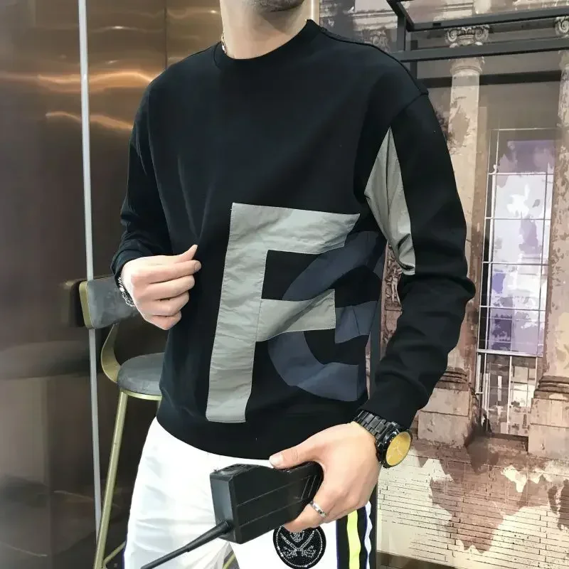 thumbnail image 1 of Camiseta negra de cuello redondo para hombre, tendencias de moda 2024, jerséis para hombre, tops, sudaderas divertidas de lujo de manga larga, una pieza, talla S XL, 1 of 4
