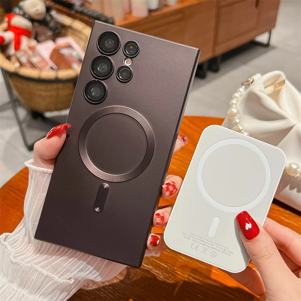 Luxury Magnetic Case with Soft Capa Design