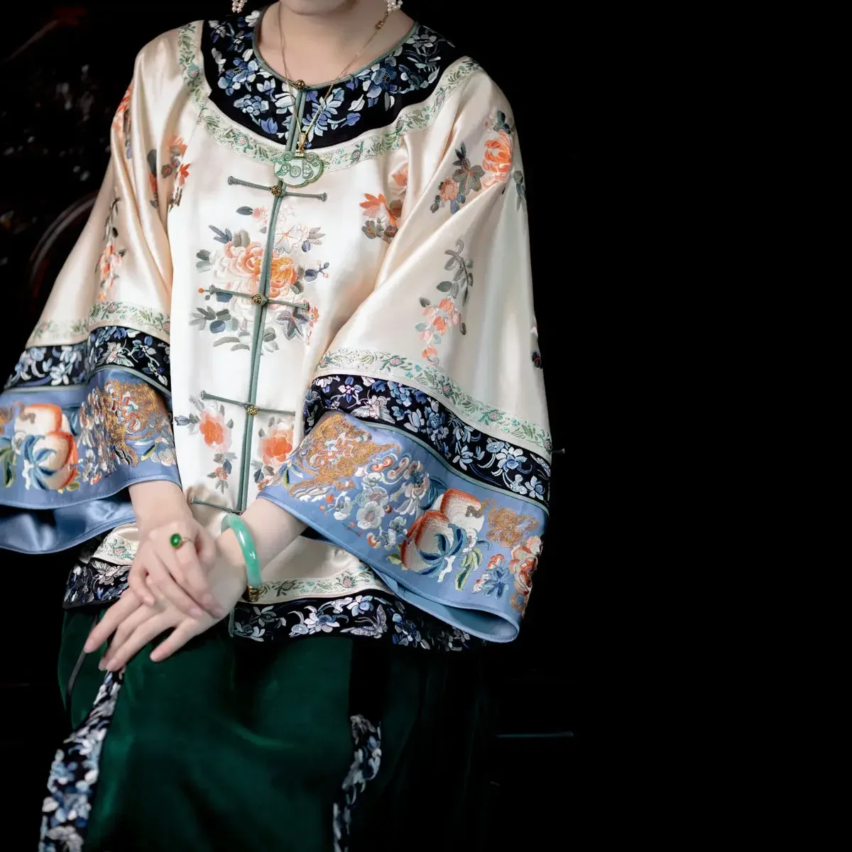 Women Chinese Shirt Women Satin Blouse Spring Autumn Fashion Satin Apricot Round Neck Printed Tang Suit Top Traditional Chinese Qing Dynasty Top