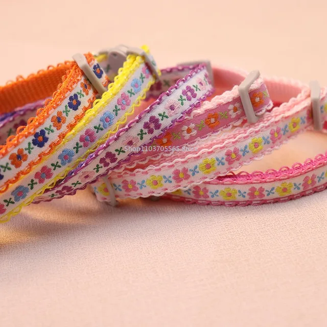 Exquisite Floral Embroidered Cat Collars Adjustable And Durable Pet Collars Cat Supplies Cute Lace Collar With Bell Perfect 3
