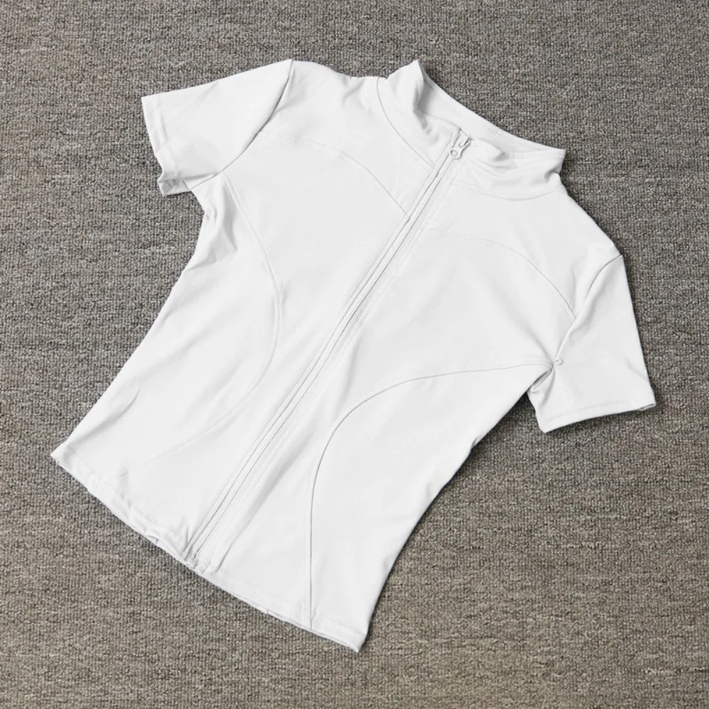 Description Picture 6 of itemShort Sleeve Sports Jacket T-shirt Black White Sweat Absorption Yoga Jacket Shirt Quick Drying Slimming Yoga Crop Top