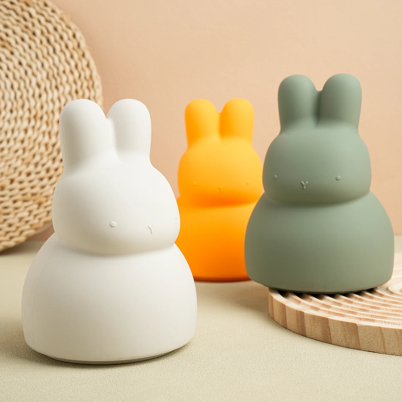 1PCS Silicone Baby Piggy Bank Cute Rabbit Shape Baby Products Solid Color Coin Bank Practical Gifts For Boys And Girls