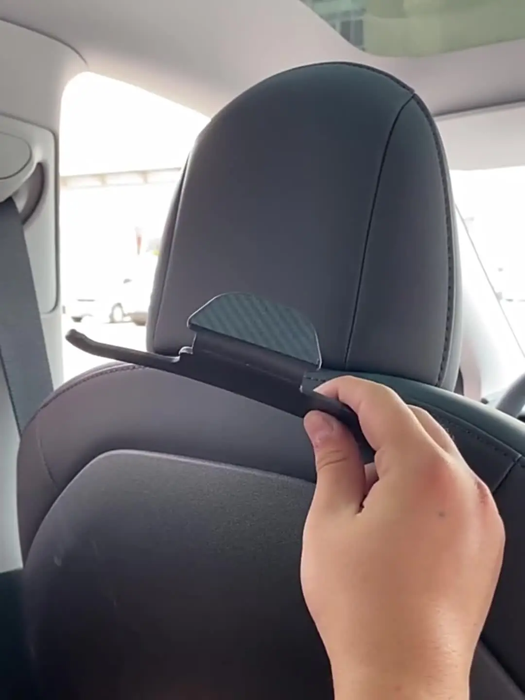 Для Tesla Model 3/Y 2021-2024 2 шт. искусственные крючки для автомобильных сидений вешалка