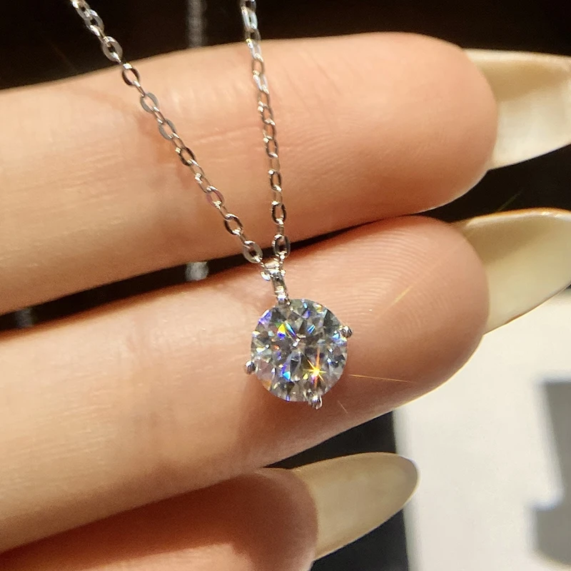 COLLIER LONG ARGENT AVEC PENDENTIF ROND main image 0