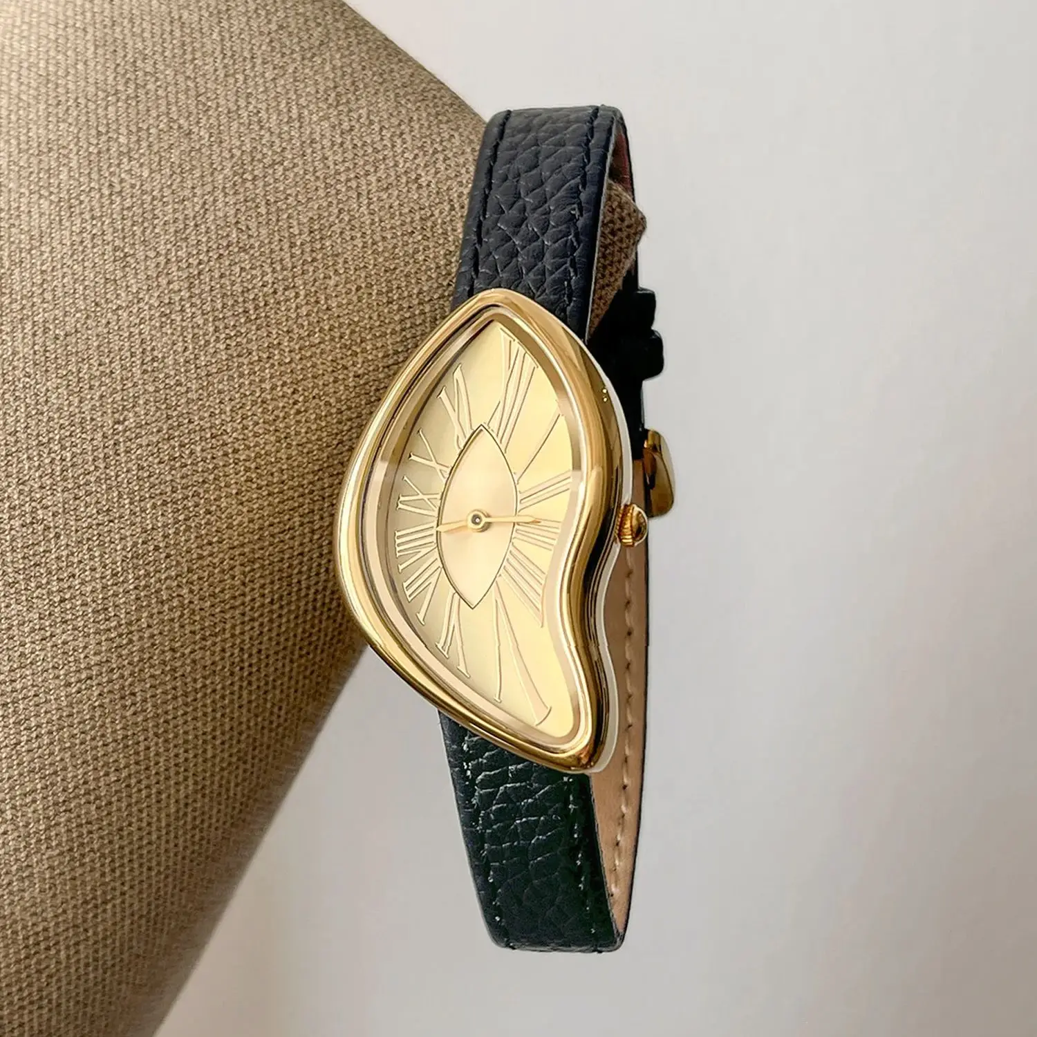 High end Retro Creative Watch for Women,Twisted Irregular Dial Design,Fashionable Leather Waterproof Quartz  Women Watches Gift - 3