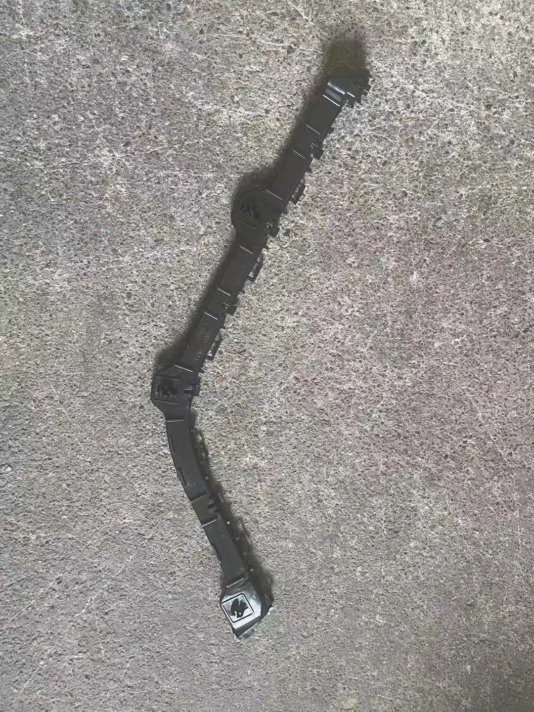 Suzuki Ciaz Rear bumper bracket side support bracket For Suzuki Ciaz 2015