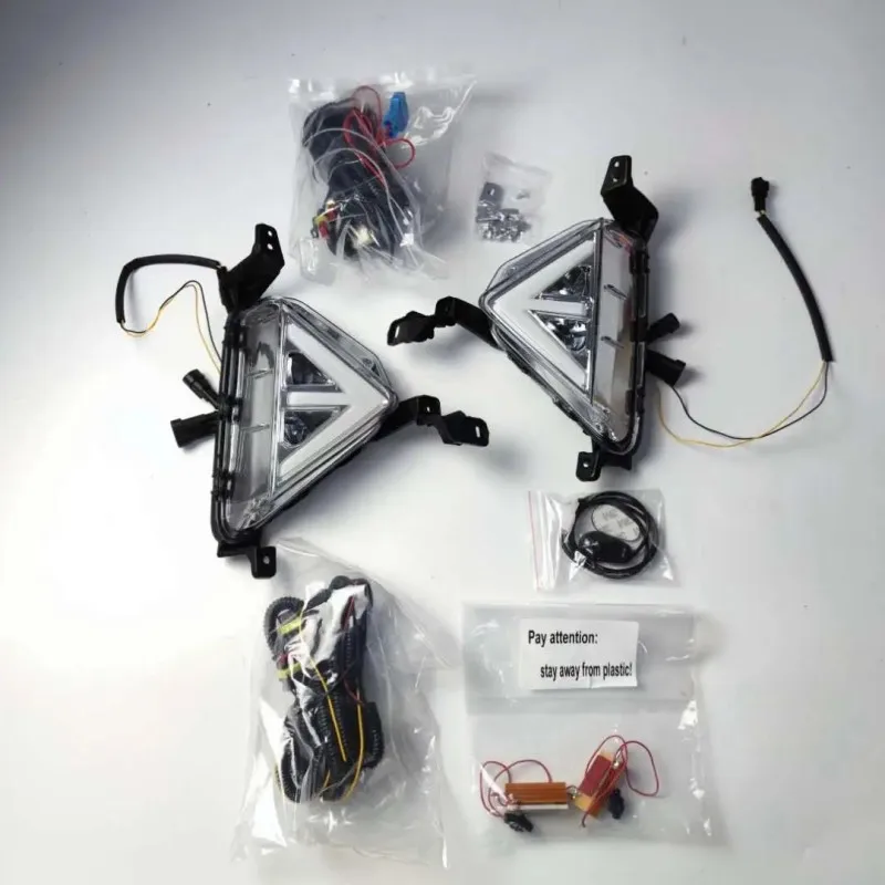 

LED fog lamp for Hyundai Elantra 2019 2020 DRL Daytime Running Lights with Yellow Turn signal light drl