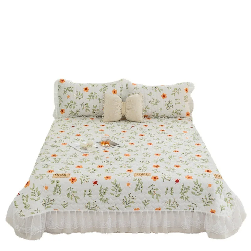 

Bunk bed cover in summer