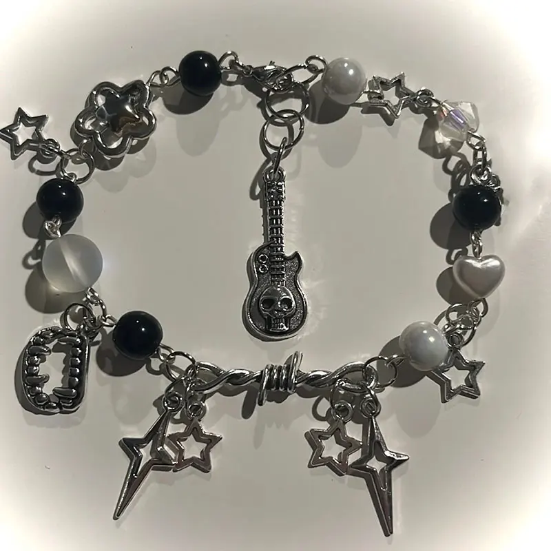Handmade Vampire Tooth Beaded Bracelet Coquettish Gothic Skull Bracelet beaded bracelet