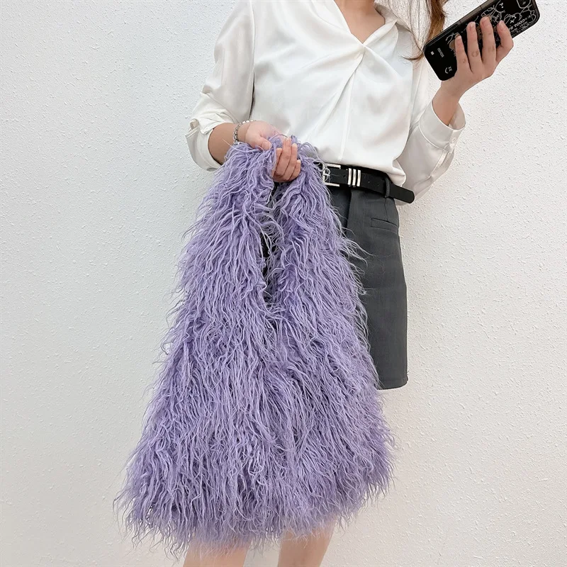 Bolsos de hombro peludos y esponjosos para chicas Kpop Y2k para mujer, tendencia de lujo, bolso de mano grande de piel sintética de diseñador, bolsos Harajuku